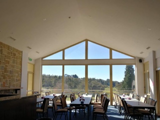 卡通巴高尔夫俱乐部餐厅