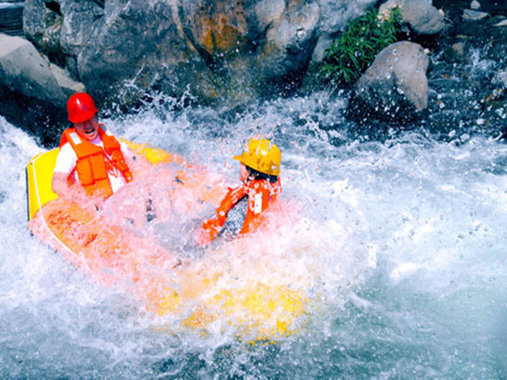 价格_到清远清泉湾玻璃漂流旅游_清远旅游多少钱-品途旅游网【广州出