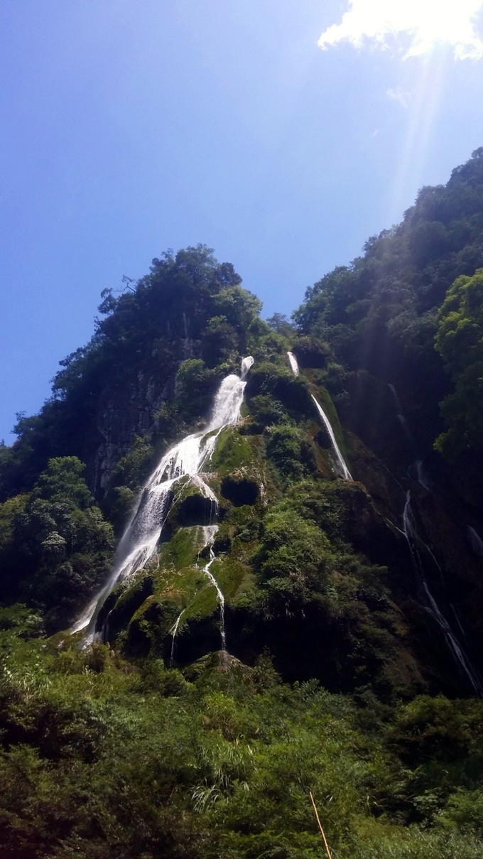 【醉湘西,約吧】張家界,芙蓉鎮,猛洞河漂流,鳳凰古城7日遊