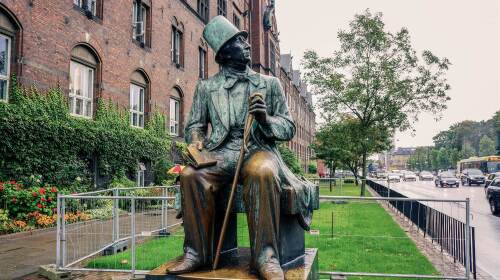 北欧四国+俄罗斯+双峡湾10晚13日跟团游 QR