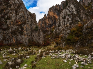 白龙峡谷