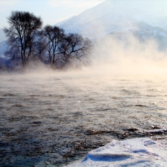 鸭绿江的晨雾_9104