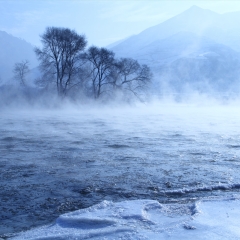鸭绿江的晨雾_9106