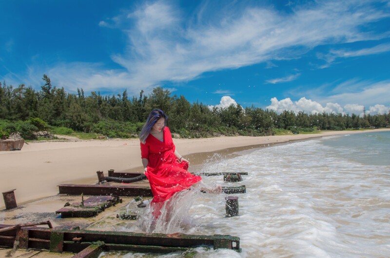 三亚后海渔家客栈对这片沙滩,就是被我们承包了.