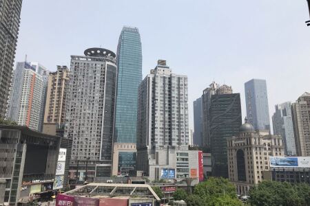 【7天连锁酒店(重庆解放碑好吃街店)】地址:中兴路5号穆斯林大厦一楼