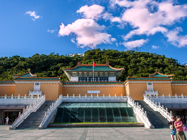 晚8日游 阿里山蒸汽火车+五花住宿+特色餐食+