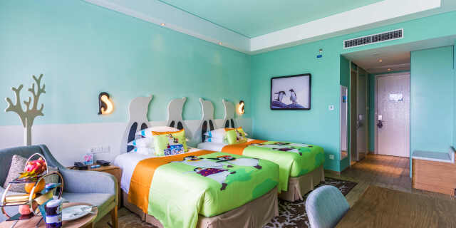  珠海长隆海洋王国-企鹅酒店3日高铁自由行>多房型可选,3人套餐,首日