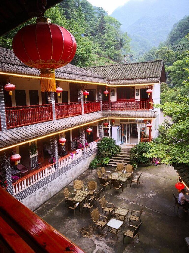 青城后山玉彬休闲庄