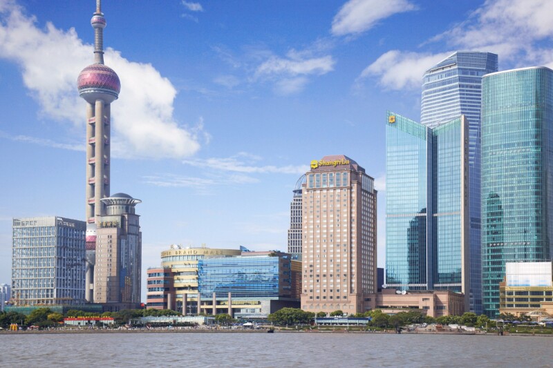 浦东香格里拉分别由两幢大楼组成——浦江楼和紫金楼.