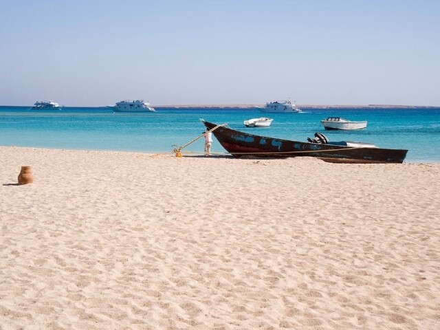 埃及+迪拜+阿布扎比10天7晚 香港直飞\/阿联酋