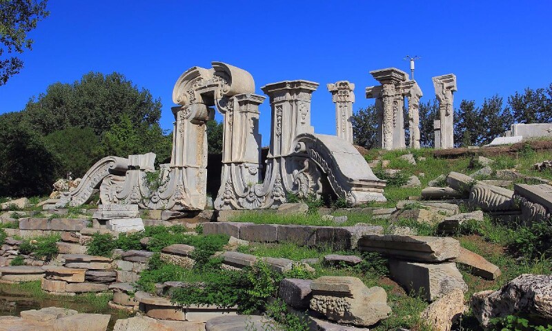 铭记历史游圆明园遗址