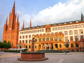 威斯巴登宫殿广场