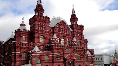 武汉直飞俄罗斯莫斯科+圣彼得堡7天5晚游 团队