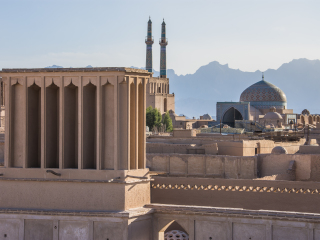 多莱特阿巴德花园风塔
