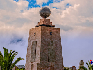 厄瓜多尔赤道纪念碑