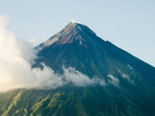 马荣火山