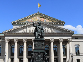 巴伐利亚国立歌剧院