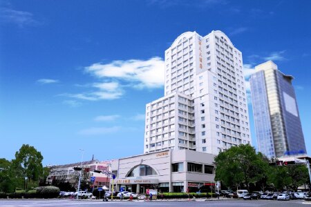  山东-青岛丽天大酒店自驾2日游>房型门票自选 海昌极地海洋世界/方特