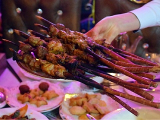 苹果之父风情音乐餐厅