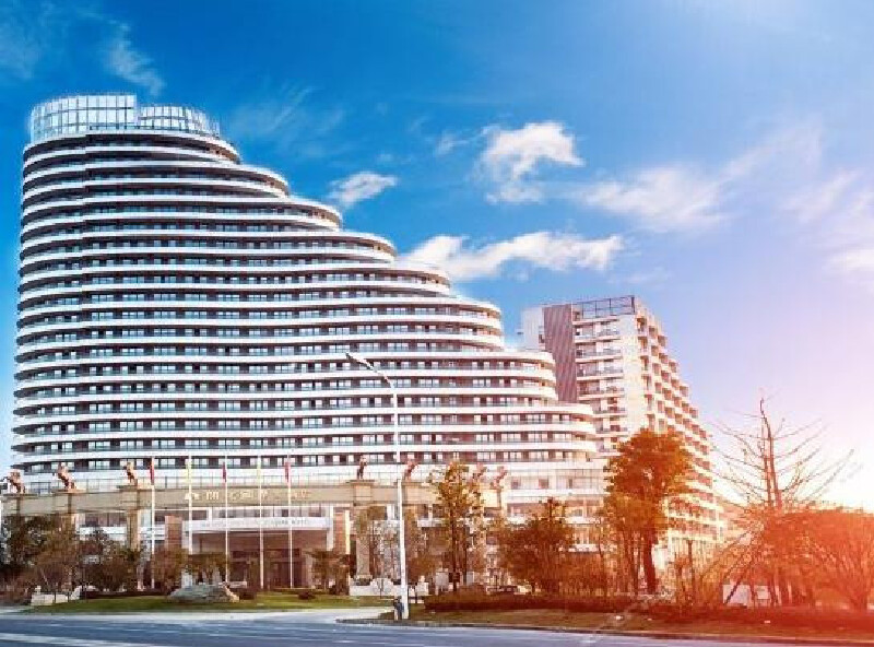 市里我们定了开化大酒店,因为同事来这里主要是为了吃农家乐,他们住在