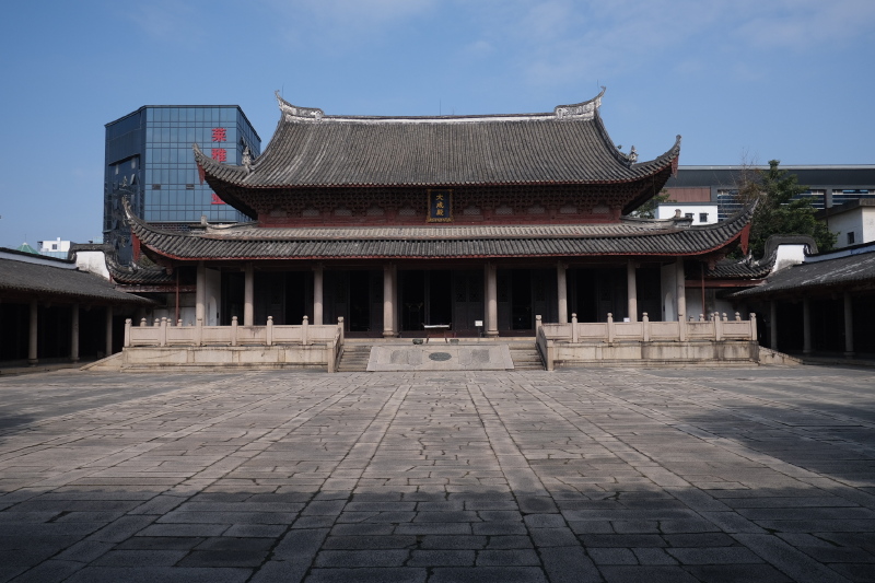 历史悠久的福州文庙现存明代石构件