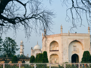比比卡巴格巴拉陵
