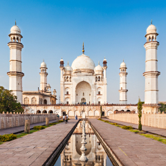 Bibi-qa-Maqbara (Bibi qa Maqbara) is widely known as the poor mans Taj Mahal in Aurangabad, India