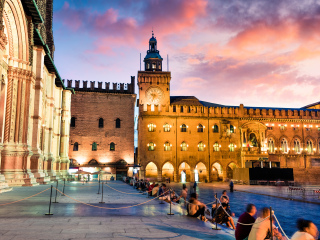 波罗尼亚市政厅