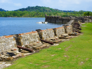 加勒比海岸的防御工事波托韦洛圣洛伦索