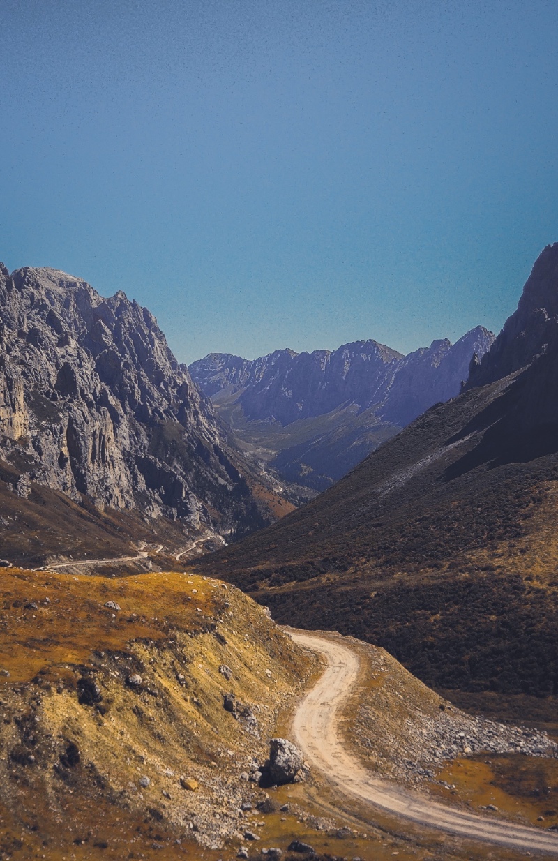【独家】粗旷的遗落之境,这里不缺的是满含力道的西部片