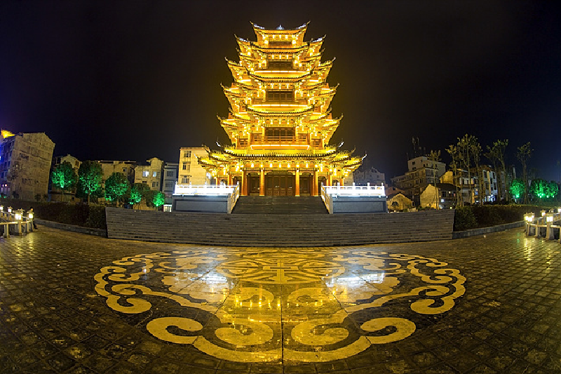 一念一梦一古榕梦里醉蒙山夏宜古榕