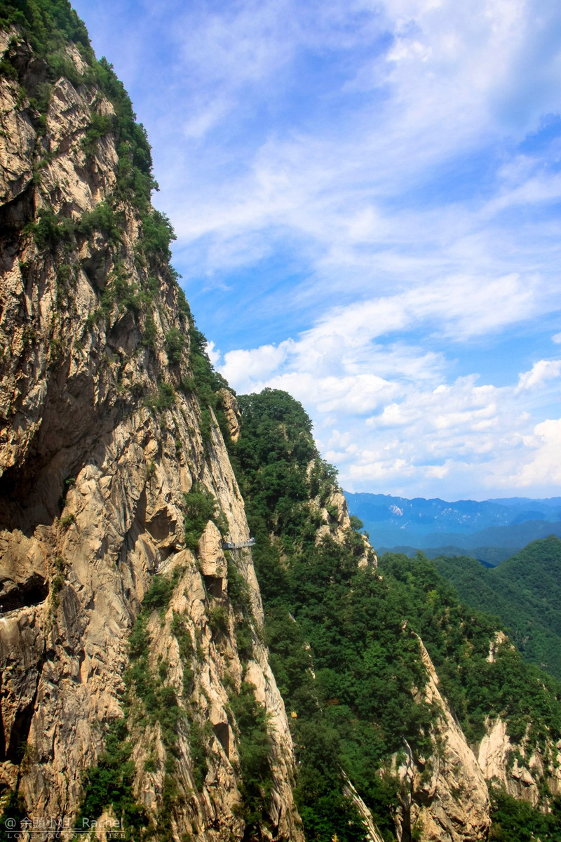 洛阳地形山脉图片