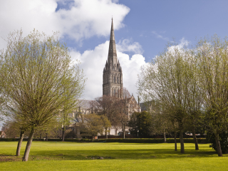 索尔兹伯里大教堂围庭