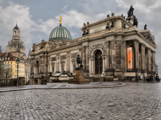 众天使圣母教堂