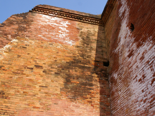 帕哈尔普尔的毗诃罗遗址