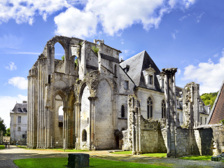 圣万德里耶修道院
