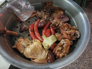 寇家水盆大肉葫芦头泡馍