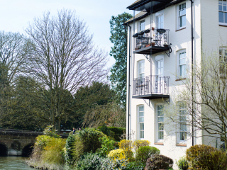 索尔兹伯里市集广场