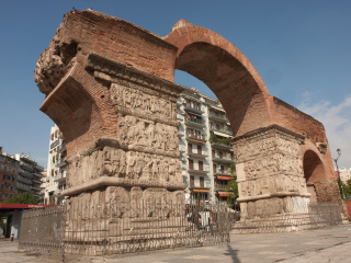 伽勒里乌斯拱门