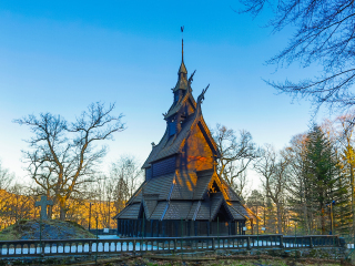 凡托特木板教堂