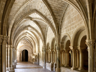 圣母玛利亚贝德拉贝斯修道院