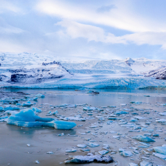 冰岛杰古沙龙冰河湖