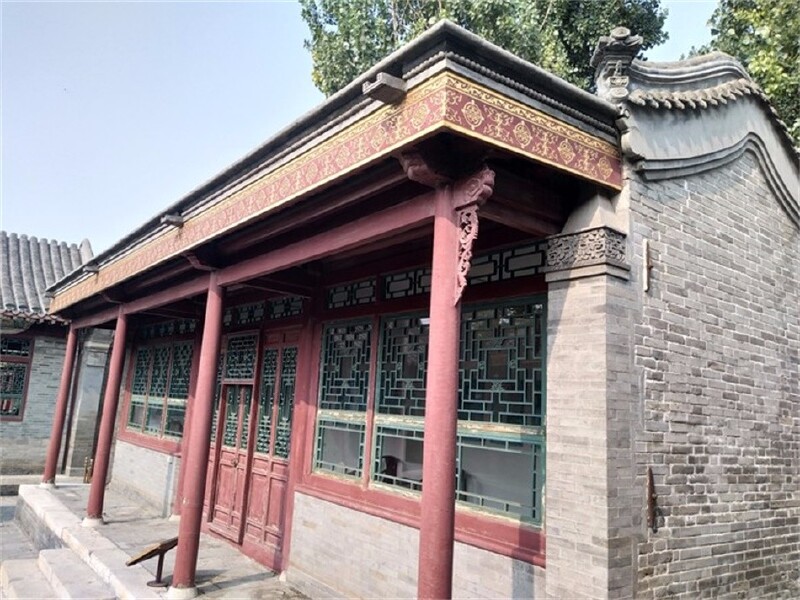 号称天津市委"西柏坡"的张家大院,体现了过去大户人家的生活水准,一厅