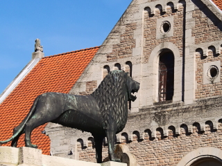 丹克沃德洛德城堡