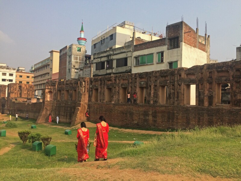 达卡达卡在孟加拉市区没发现什么好的景点,我去了一个古代的城堡,但是