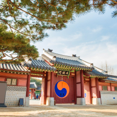 Hwaseong fortress in Suwon,Famous in Korea.
