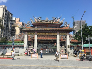 艋舺龙山寺