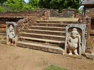 阿努拉德普勒古皇宫