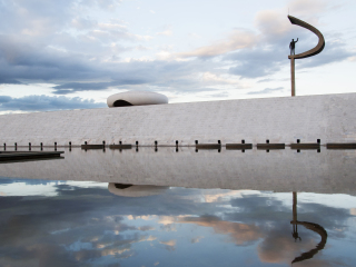 库比契克总统纪念碑