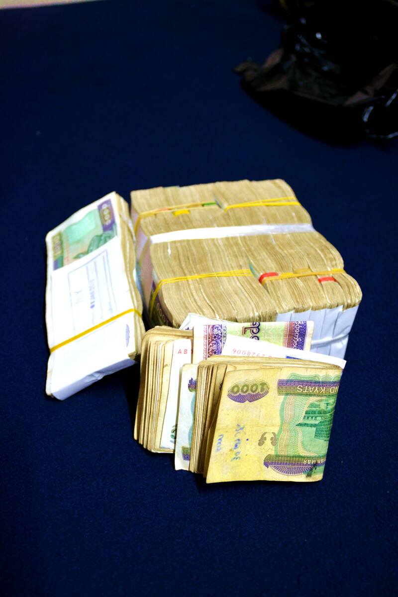 汇率信息:缅甸的汇率是根据钞票面值的大小,有上下差异的.